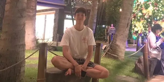 Pesona Choi Woo Shik 'WOULD YOU MARRY ME?' Pakai Celana Pendek, Serasa Bisa Digapai