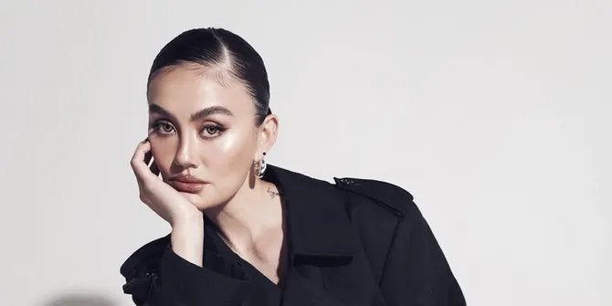 Potret Agnez Mo Nyanyikan 'Ibu Pertiwi' dan 'Indonesia Pusaka' dari Toronto