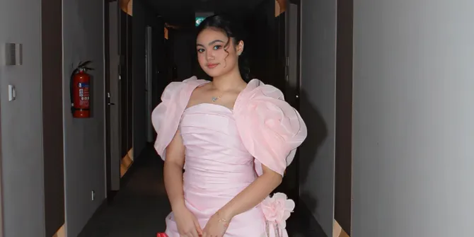 Potret Amora Lemos Prom Night SMP, Cantik Menawan