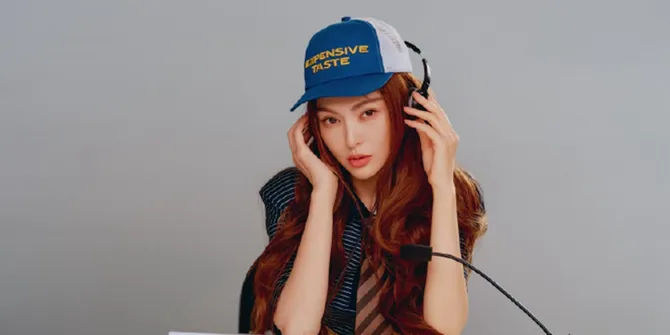 Potret Cantik Tang Yan Jalani Pemotretan untuk Majalah Marie Claire China Edisi Maret 2026