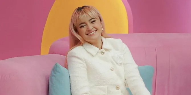 Potret Girls Trip Marshanda Bersama Ibu dan Adik Bertiga ke Korea