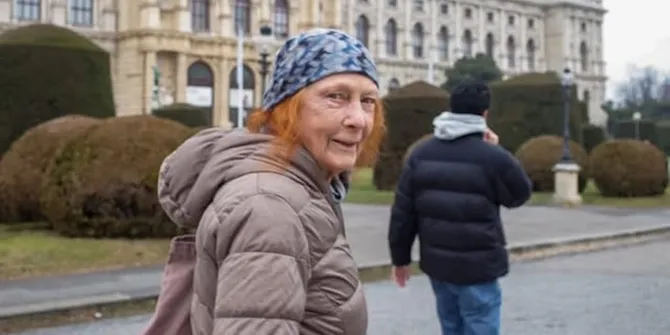 Potret Ibu Luna Maya Ikut ke Austria, Bahagia Pulang Kampung