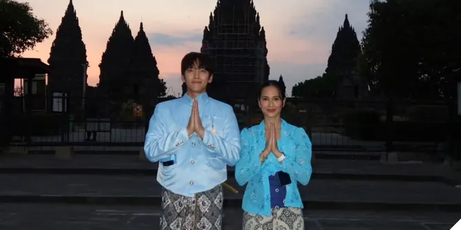 8 Potret Ji Chang Wook ke Candi Prambanan Bareng Pevita Pearce, Pakai Baju Adat Jawa - Pamer Kedekatan