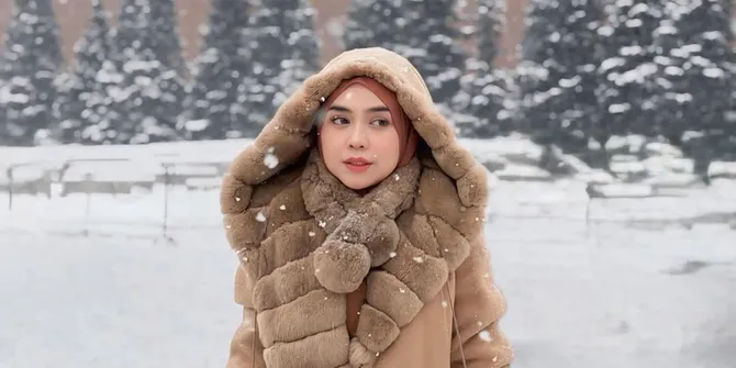 Potret Ria Ricis Main Salju -25 Celcius di Moscow, Ajak Moana Seru-Seruan