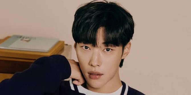 Potret Woo Do Hwan Lagi Liburan di Bali, Gaya Santainya Bikin Hati Meleleh 