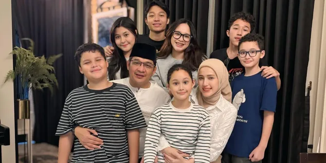 Punya Ayah Vokalis Terkenal, Anak-anak Pasha Ungu Mulai Protes Sering Diajak Foto Fans