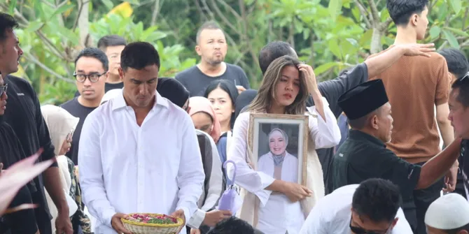Raisa Sebut Kepergian Ibundanya Sangat Indah, Tak Alami Kesakitan