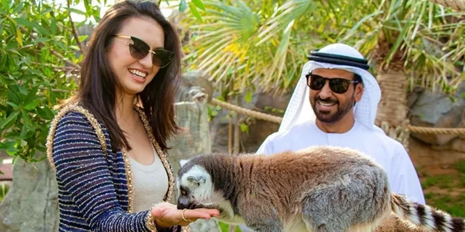 Raline Shah Main Bareng Banyak Binatang di Dubai, Dijamu Pemilik Kebun Binatang Secara Langsung