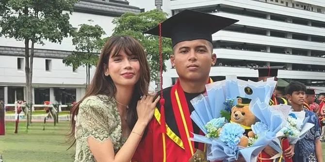 Sabrina Chairunnisa Hadiri Wisuda Adik Jadi PAMA KOPASSUS, Bangga