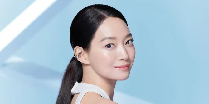 Selain Shin Min Ah, Ini Aktris Korea yang Menikah dengan Pria Lebih Muda