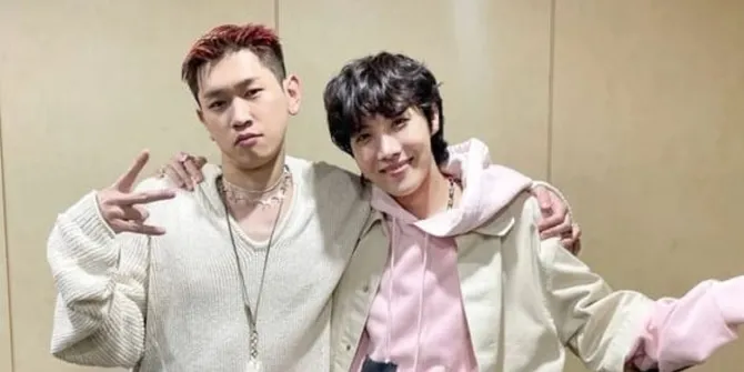 Semua Penonton Kaget, Ini 7 Potret J-Hope BTS Saat Tiba-tiba Hadir di Panggung Konser Crush - Tampil Memukau