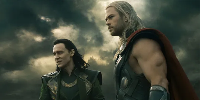 Sering Berseteru di Film, Thor & Loki Datangi Rumah Sakit Anak