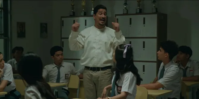 Sinopsis 'BELUM ADA JUDUL', Bucek Depp Jadi Guru Umar Bakri