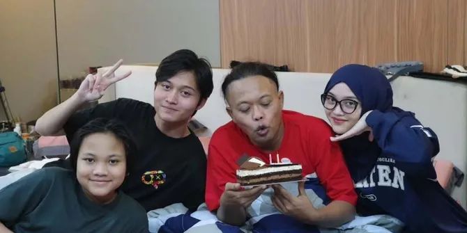 Sule Percayakan Putri Delina Jadi Direktur Prikitiew Land Subang