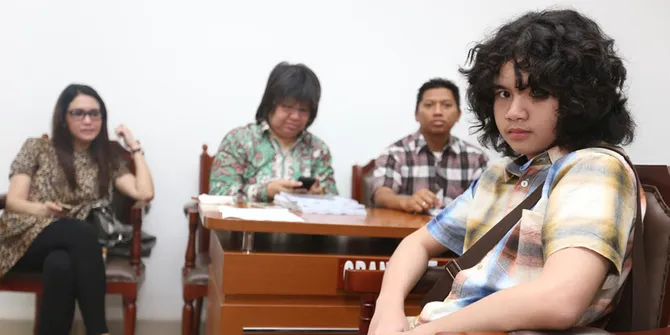 Tegangnya Suasana Sidang Kecelakaan Maut Dul Lucky Laki