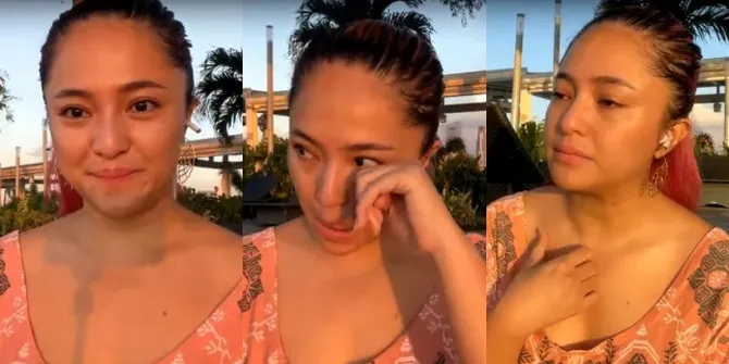 Tetap Tegar Sambil Menahan Air Mata, 15 Potret Marshanda Ungkap Dirinya Idap Tumor Payudara - Kini Jalani Pengobatan di Singapura