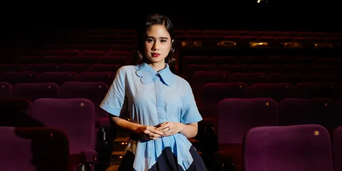 Tissa Biani Girang Lagu Ciptaanya jadi Soundtrack Film 'PENERBANGAN TERAKHIR'