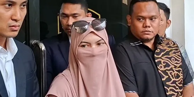 Wardatina Mawa Ogah Dipoligami dengan Inara Rusli, Mantap Cerai