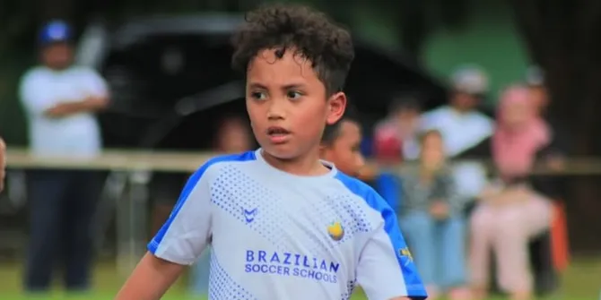 Xabiru Anak Rachel Vennya Main Sepak Bola, Sang Ibu Beri Dukungan Penuh