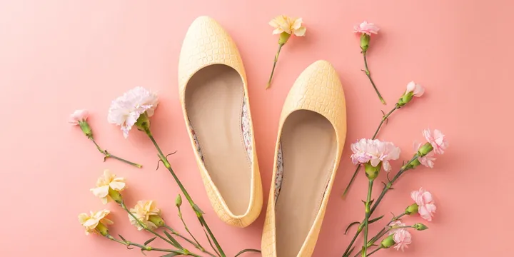 Cari Flatshoes Buat Kuliah? Ini 5 Pilihan Nyaman & Stylish yang Wajib Kamu Coba! 7