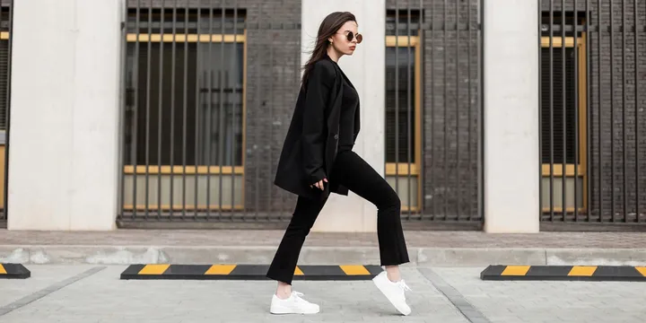 Rekomendasi 7 Koleksi Sepatu Kalcer Wajib Punya Buat Gen Z Biar OOTD Nonton Konser Makin Standout 6