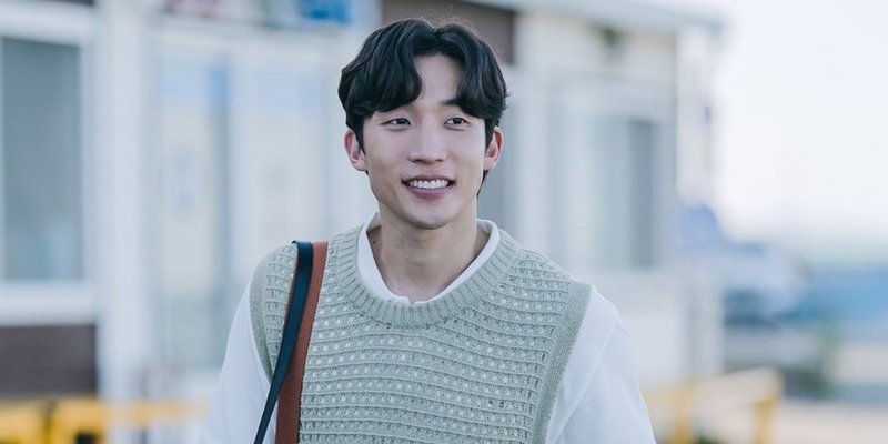 5 Fakta Lee Sang Yi Second Lead di Drama Hometown Cha Cha Cha