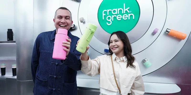 frank green Buka Experience Store Perdana di Plaza Indonesia