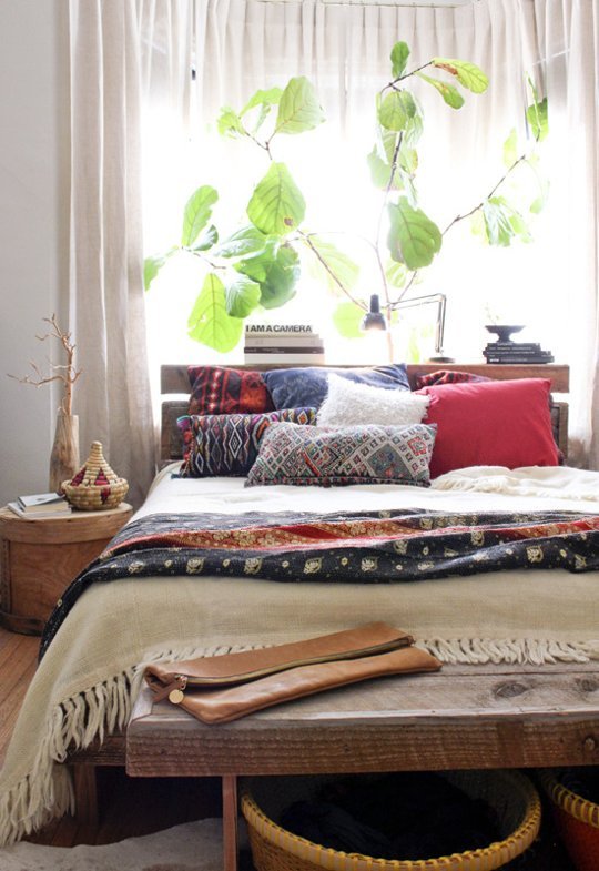10 Desain  Kamar  Tidur  Bergaya Bohemian  yang Bisa 