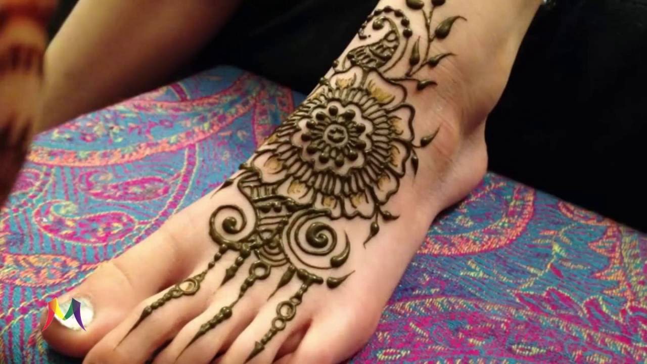 11 Desain Henna Kaki Yang Cantik Untuk Lamaran Pernikahan