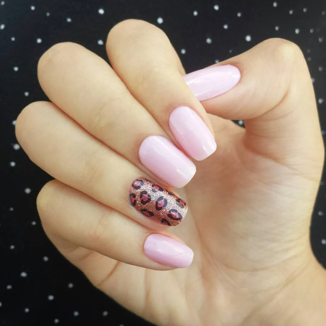Tutorial Nail Art Yang Cantik | nail art menggunakan koran ide nail art dengan motif Tutorial Nail Art Yang Cantik | nail art menggunakan koran ide nail art dengan motif