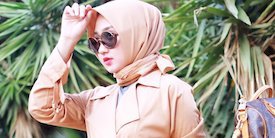 Fashion Hijab: Kalem Dan Hangat Selama Musim Hujan 