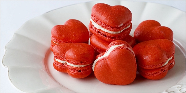 Red Velvet Valentine Macaroon - Vemale.com