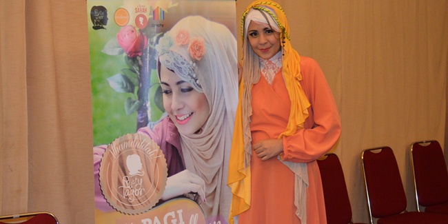 Tips Jilbab Artis - Vemale.com