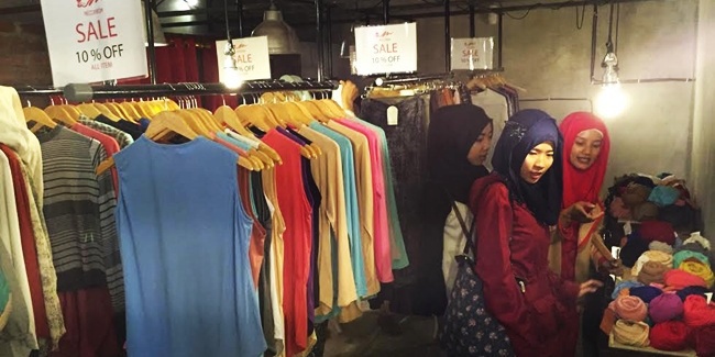 Zaskia Adya Mecca, Kembali Luncurkan Butik Meccanism di 