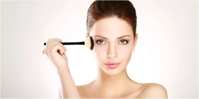 Newbie? Baca Urutan Rias Wajah Dengan Benar - Vemale.com