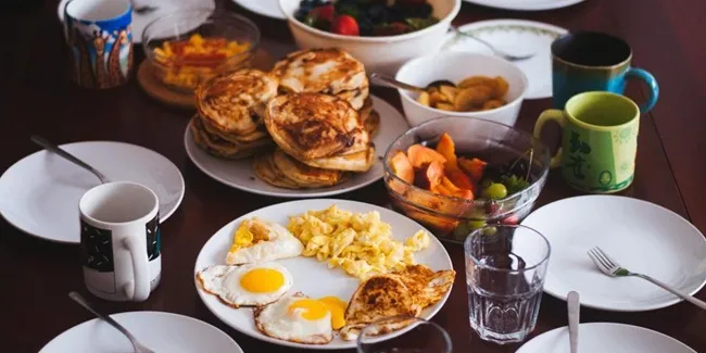 jam malam sahur 12 makan Makan Jam Makan dan Ini Siang Seharusnya Kamu Sarapan,