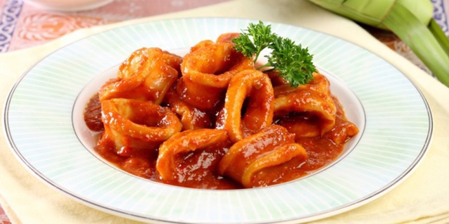 Resep Sederhana Cumi Saus  Padang  Pedas Menggugah Selera 