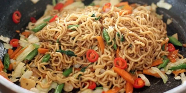 Resep Tanggal Tua: Tumis Indomie Goreng Pedas