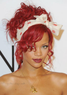 Rihanna mempesona (c) pinterest