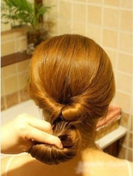 Simple Hair  Do  Untuk ke Pesta  Vemale com