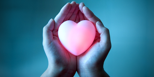 Pertolongan pertama jika serangan jantung saat sendirian/copyright Shutterstock.com