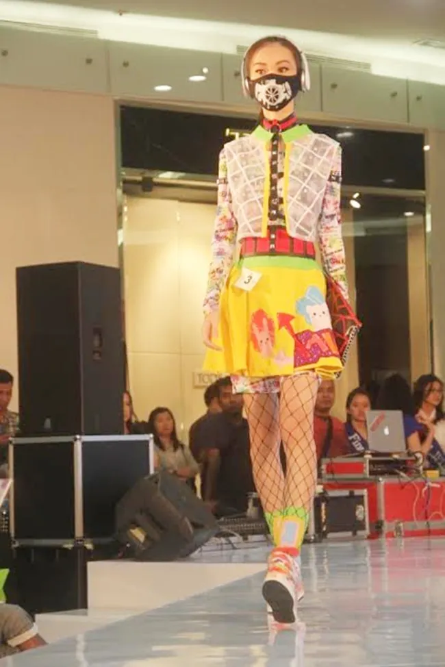 Rancangan graviti karya desainer Katharina Puspasari Posasih | foto: copyright vemale/yuni