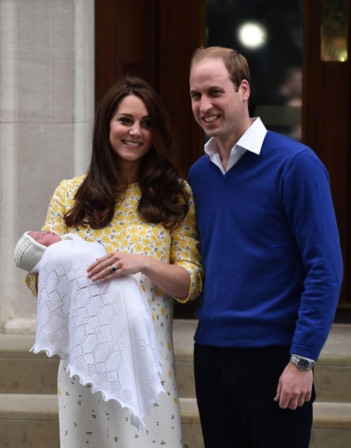 Kate Middleton setelah melahirkan Putri Charlotte./Copyright thesun.co.uk/AFP