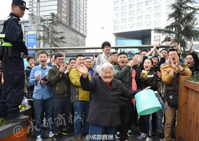 Nenek Meng | Photo: Copyright english.cri.cn