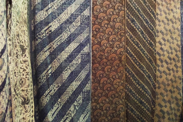 Tips Rawat Warna Kain Batik Yang Dibuat Dengan Bahan Alami 
