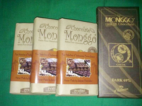 Kemasan cokelat Monggo 80 gr bars/ copyright by Vemale.com