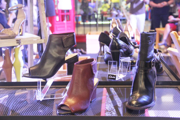 Display koleksi sepatu/ copyright by Vemale.com
