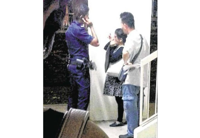 Saat polisi tiba | Foto: copyright stomp.com.sg