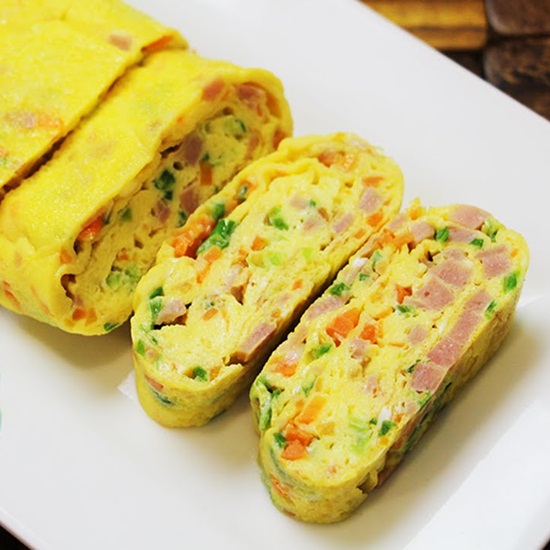 Resep Bekal Si Kecil Telur Gulung Omelet Sosis 