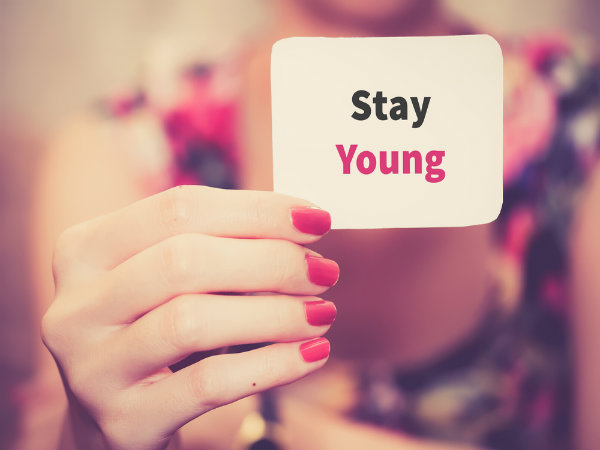 Lakukan kebiasaan-kebiasaan sehat untuk awet muda./Copyright shutterstock.com